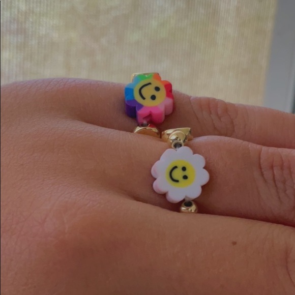 Cute rings - Picture 2 of 4